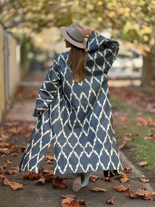 Dark Grey & Beige Kaftan ‘Chillak’