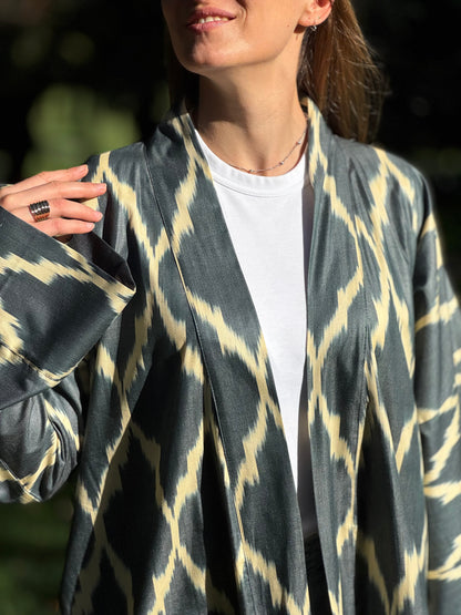 Dark Grey & Beige Kaftan ‘Chillak’